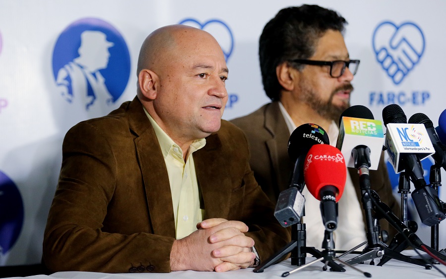 FARC anunciam que se transformarão em partido político a partir de 1º de setembro